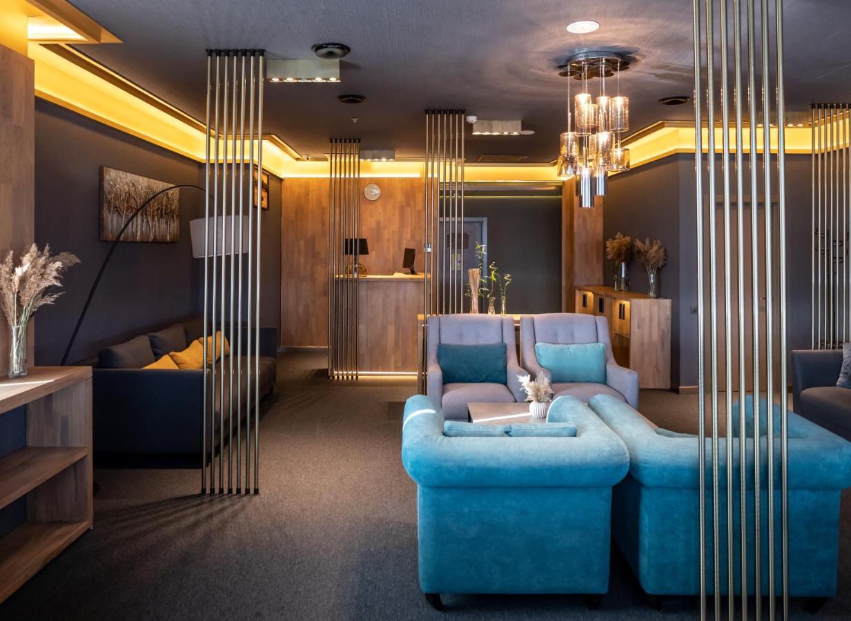 Ramada Encore Kiev Exterior foto