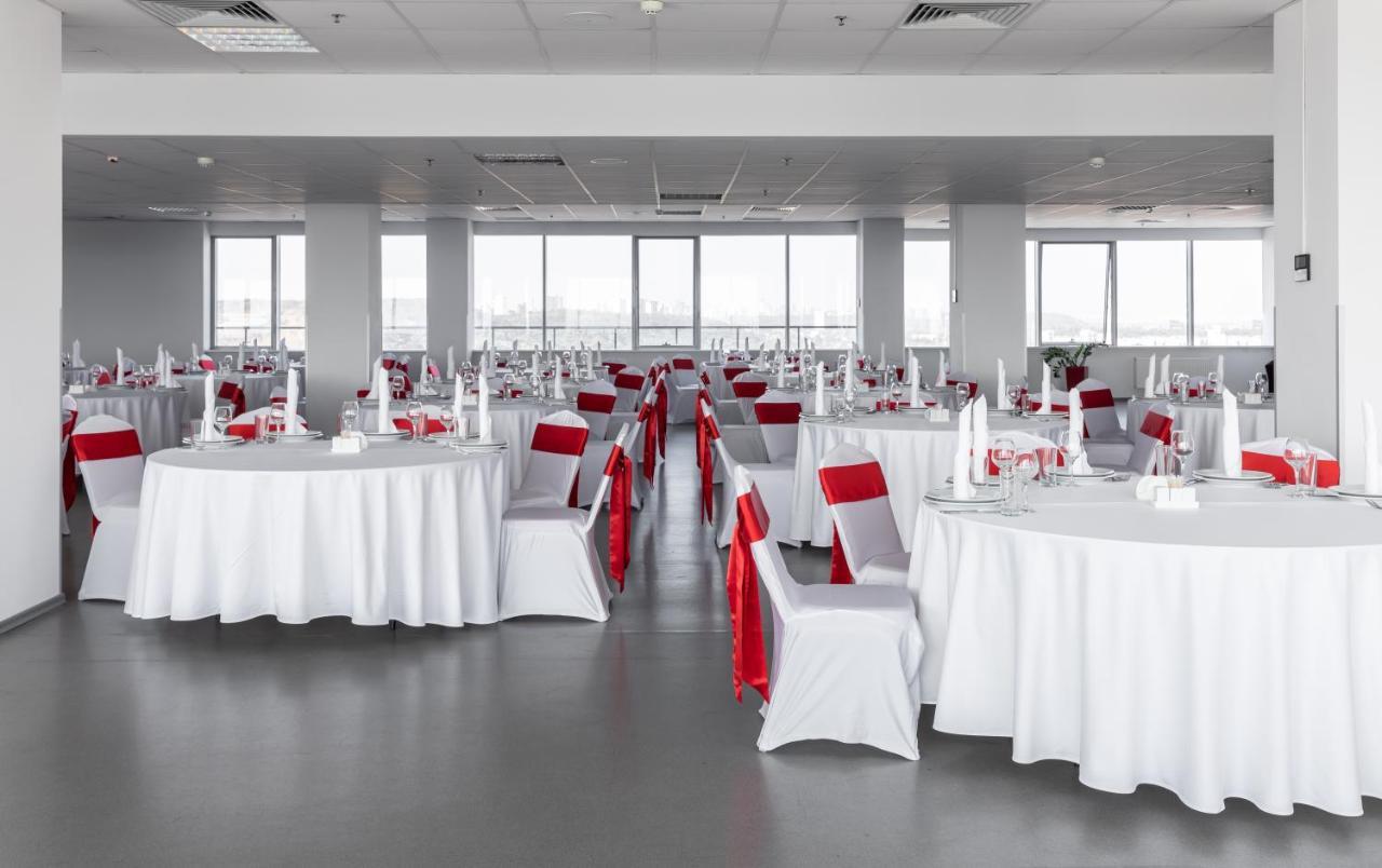 Ramada Encore Kiev Exterior foto