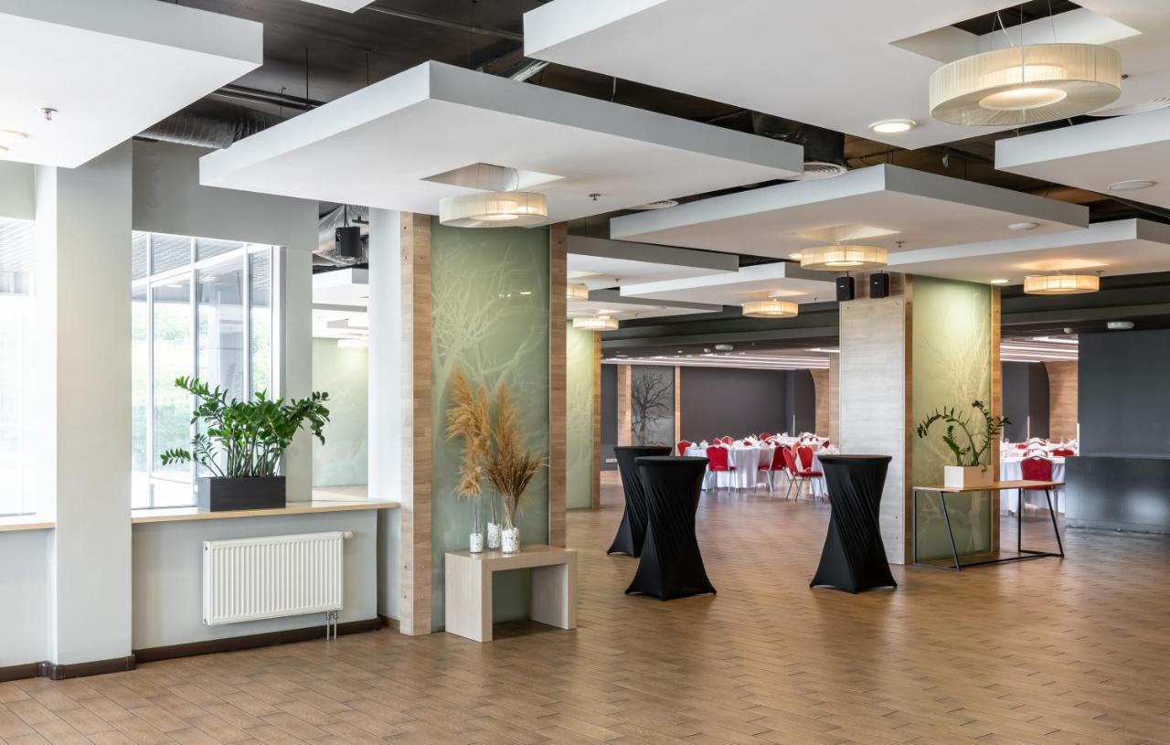 Ramada Encore Kiev Exterior foto