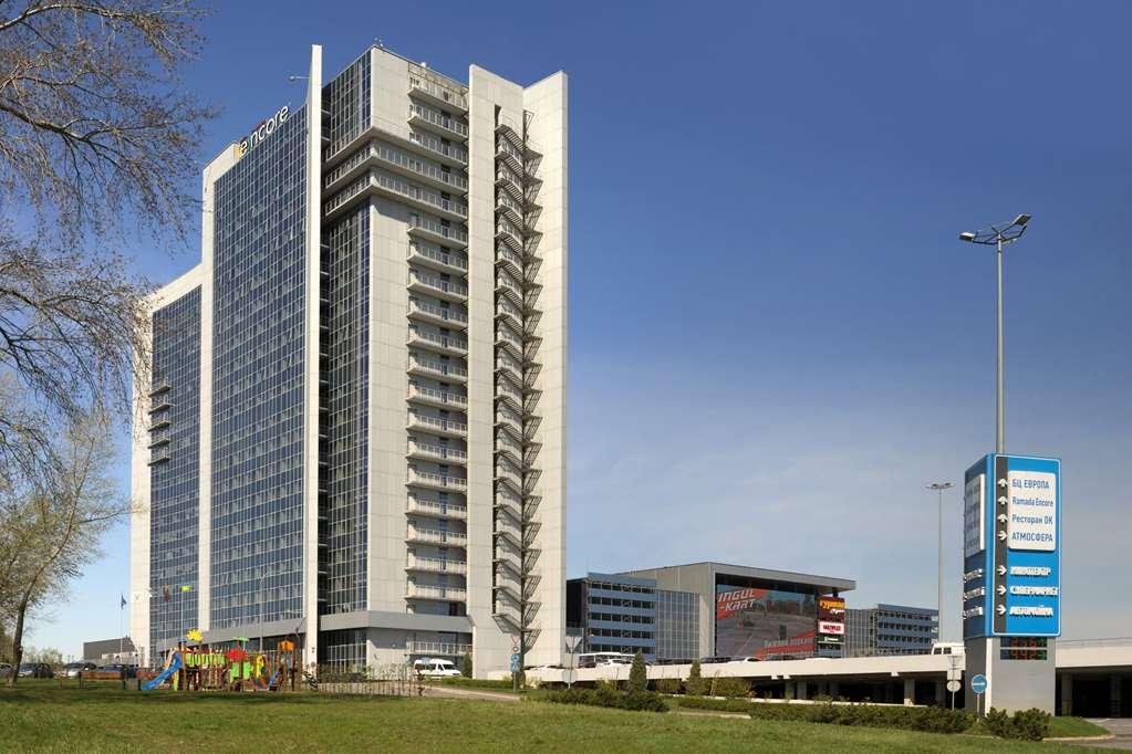 Ramada Encore Kiev Exterior foto