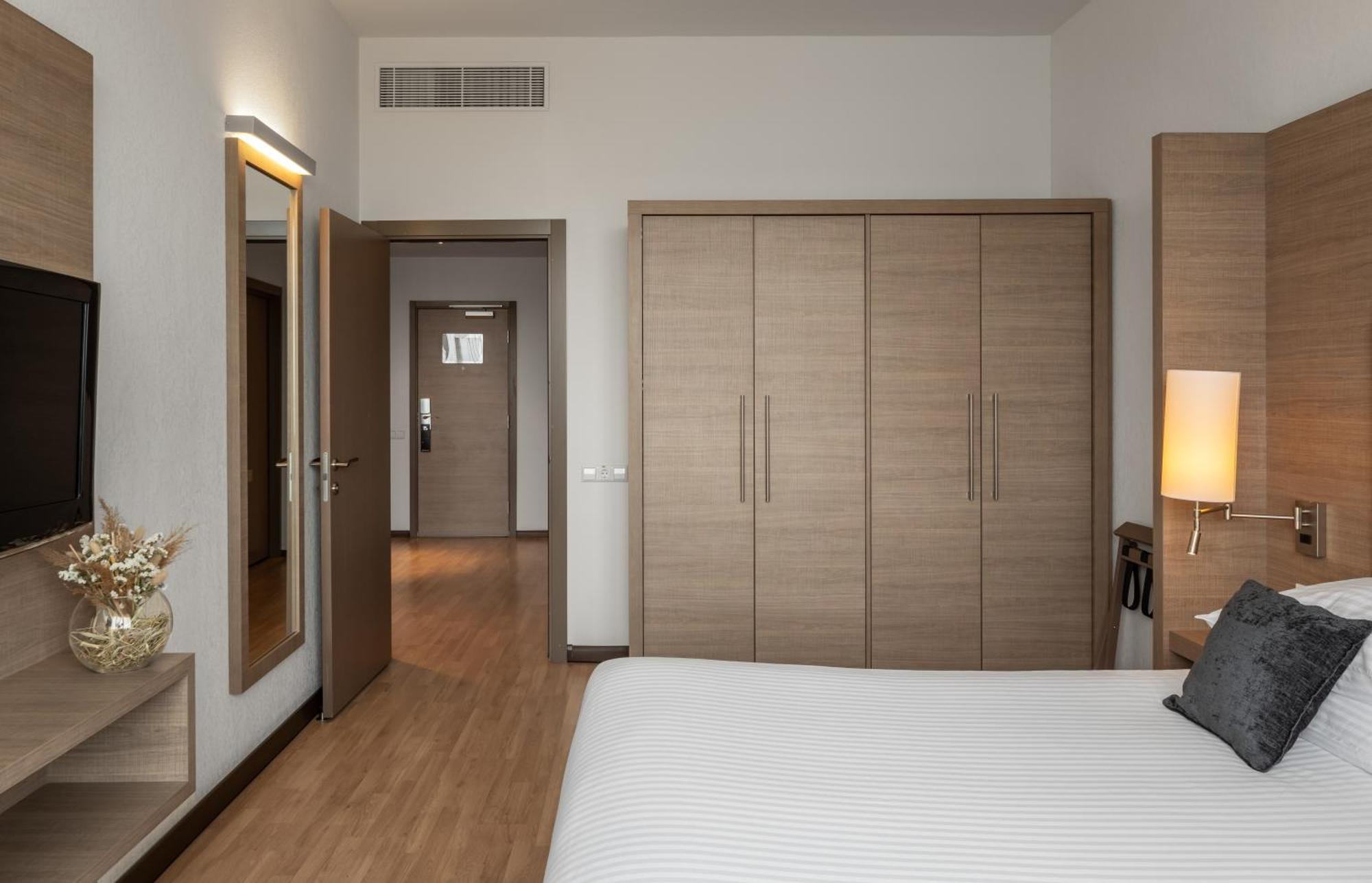 Ramada Encore Kiev Habitación foto