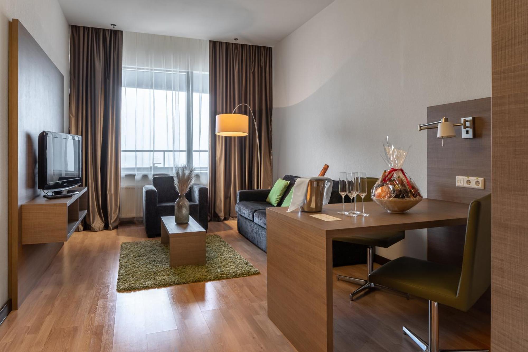 Ramada Encore Kiev Habitación foto